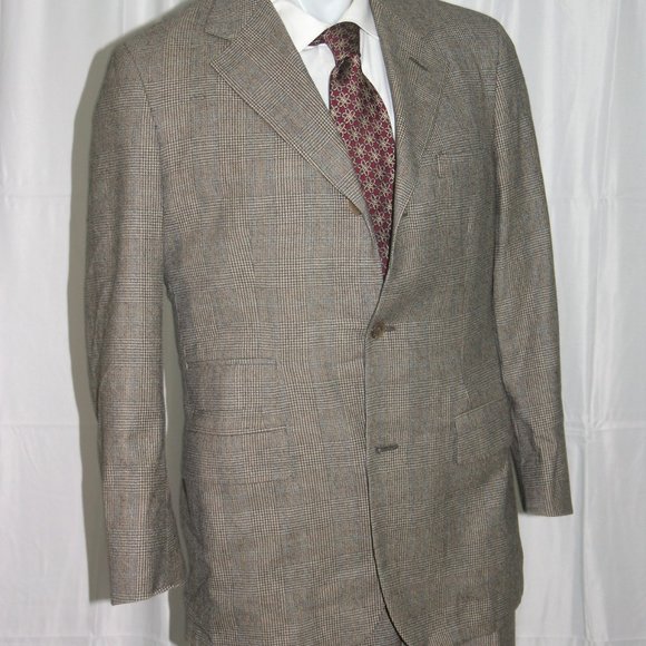 Fabrizio New York Taupe Plaid Three Button Suit 38R - Picture 7 of 13